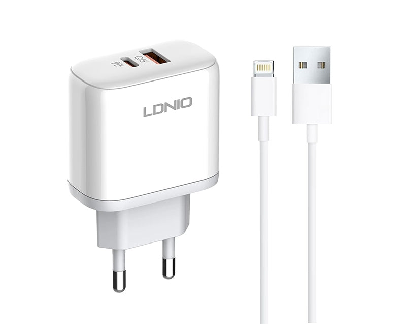 A2526C 45W QC4.0 Dual USB-A - USB-C punjač beli + lightning kabl
