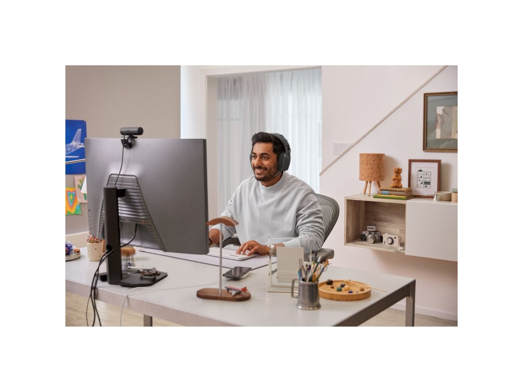 LOGITECH Zone Vibe Wireless Headphones for Business, dual noise-canceling mics, 40mm speaker drivers